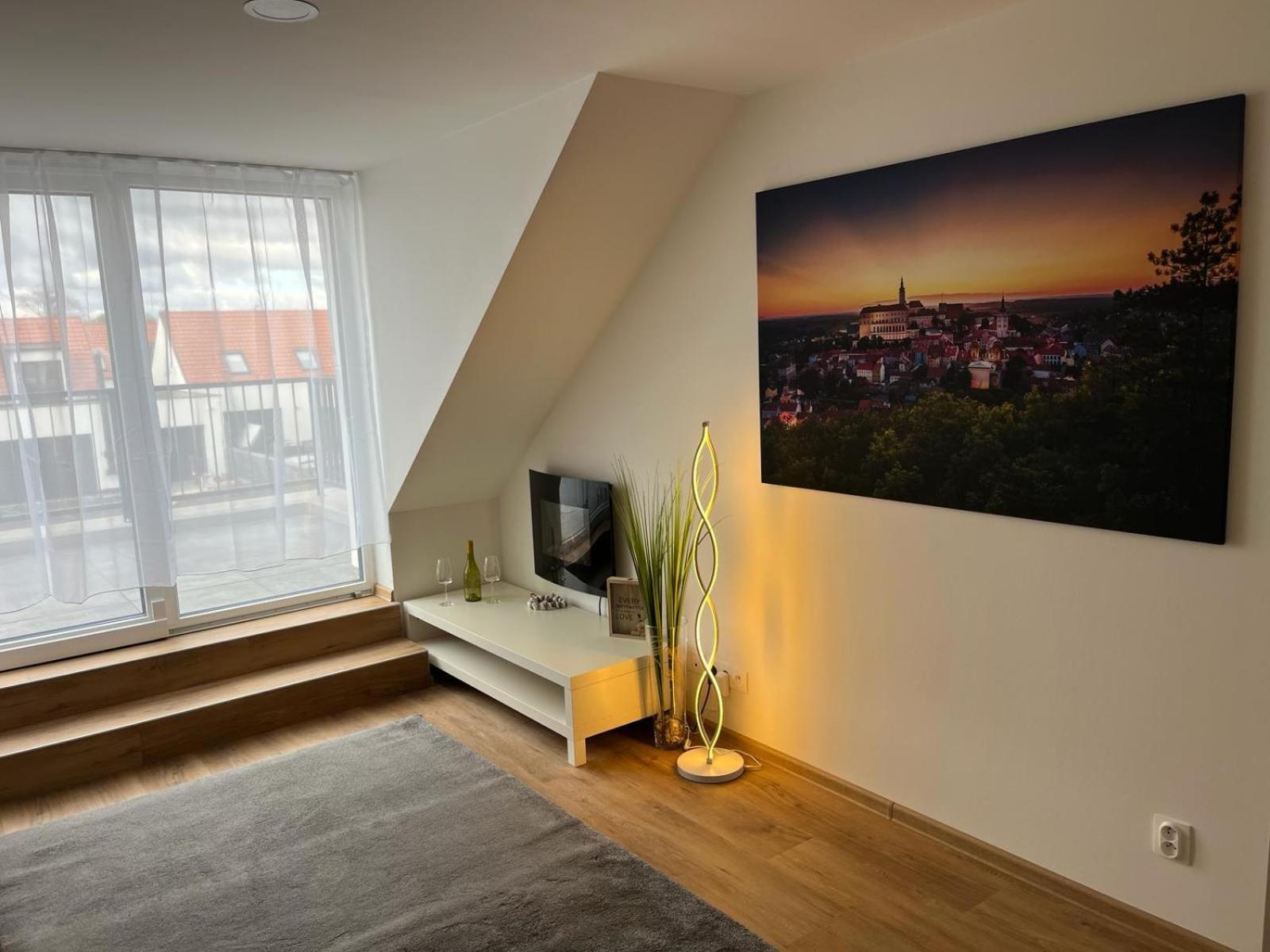 Mikulovske Zahrady Apartment